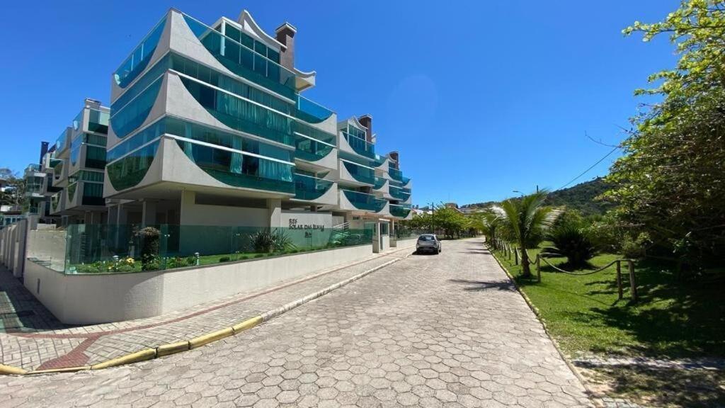 Apartamento para 5 pessoas na Praia de 4 ilhas. Bombinhas Exterior foto